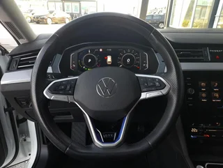 Passat Variant GTE PHEV DSG - Image 8