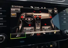 Superb Kombi STYLE 2,0 TDI DSG - Image 6