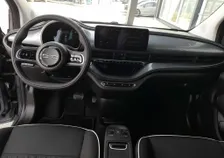 500e 42 kWh Aut - Image 4