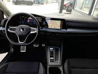 Golf VIII ACTIVE 2,0 TDI DSG - Image 3