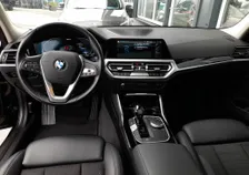 330 e Touring SPORT LINE PHEV 4x4 Aut - Image 3