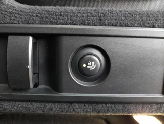 320 D Touring SPORTLINE Aut. - Image 15