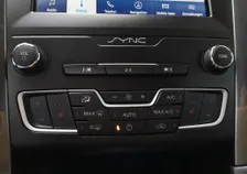 Mondeo Turnier 2,0 EcoBlue Aut - Image 7