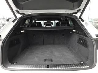 e-tron 50 quattro S-LINE BLACK EDITION - Image 14