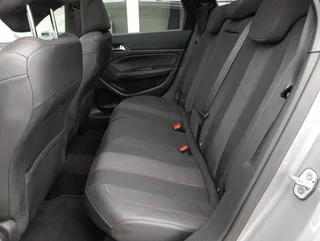 308 SW 1,2 GT Line - Image 11