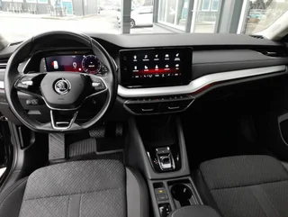 Octavia Combi FIRST EDITION 2,0 TDI DSG - Image 3