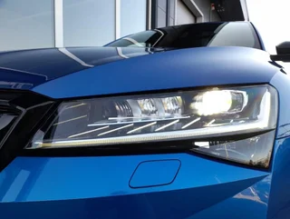 Superb Kombi SPORTLINE PHEV 156/218 DSG - Image 18