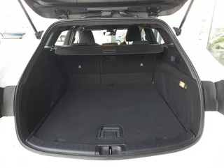 Corolla TOURING SPORTS 2,0 Hybrid Aut - Image 13