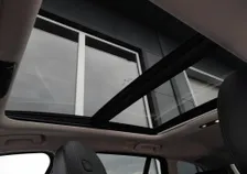 320 Touring 4x4 Aut - Image 12