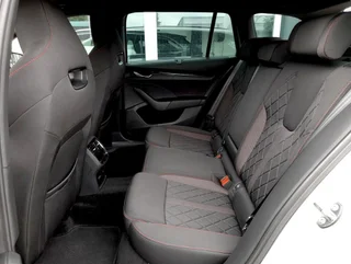 Octavia Combi RS PHEV 150/245 DSG - Image 11