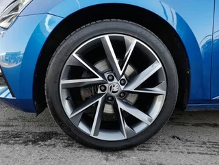 Superb Kombi SPORTLINE PHEV 156/218 DSG - Image 19