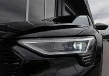 e-tron SB 50 quattro S-LINE BLACK EDITION - Image 16