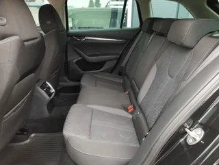 Octavia Combi FIRST ED 2,0 TDI DSG - Image 13