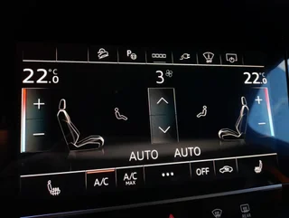 e-tron 50 quattro S-LINE BLACK EDITION - Image 6