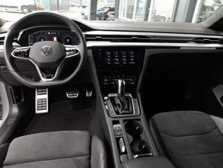 Arteon SB R-LINE PHEV DSG - Image 3