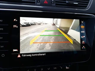 Superb Combi STYLE 156/218 PHEV DSG - Image 4