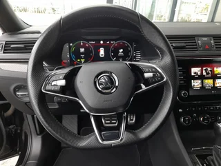 Superb Kombi SPORTLINE PHEV 156/218 DSG - Image 8