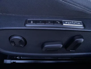 Golf VIII Variant LIFE 2,0 TDI DSG - Image 10