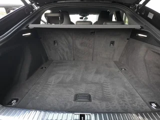 e-tron SB 50 quattro S-LINE - Image 13