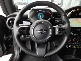 Cooper SE 32,6kWh Aut - Image 9