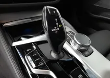 530 e TOURING M-SPORT 4x4 Aut - Image 7