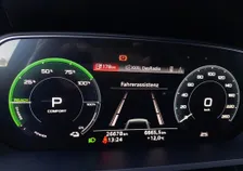 e-tron 50 quattro S-LINE BLACK - Image 9