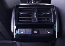 Superb Kombi SPORTLINE PHEV 156/218 DSG - Image 15