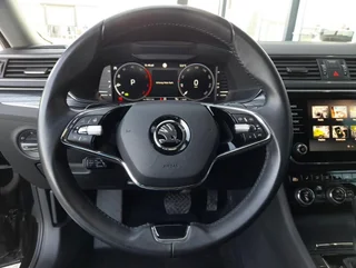 Superb Kombi STYLE 2,0 TDI DSG - Image 10