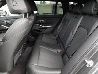 330 e Touring SPORTLINE 4x4 PHEV Aut. - Image 12