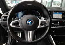 330 e Touring M-SPORT PHEV Aut - Image 10