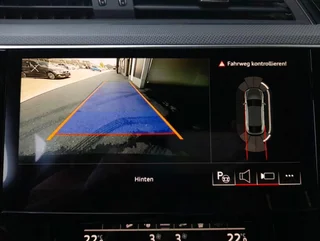 e-tron SB 50 quattro S-LINE BLACK EDITION - Image 4