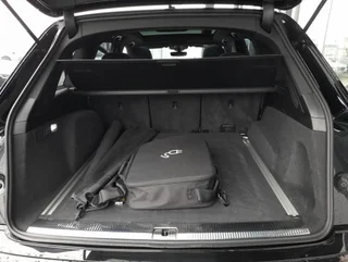 Q7 S-LINE 55 TFSI e Quattro PHEV S-tr - Image 16