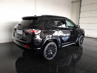 Compass "ALL BLACK" PHEV 4x4 Aut. - Image 2