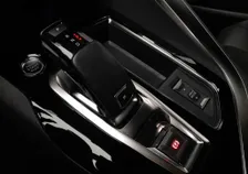 3008 GT-LINE PureTech 130 Aut - Image 9