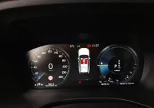 XC60 T8 R-DESIGN PHEV 4x4 Aut - Image 8