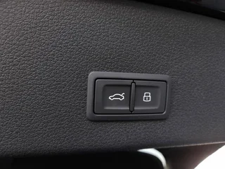 e-tron SB 55 quattro S-LINE BLACK - Image 17