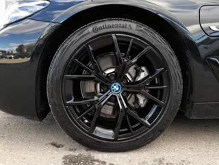 530 e TOURING M-SPORT 4x4 Aut - Image 18