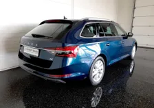 Superb Kombi STYLE PHEV 156/218 DSG - Image 2