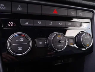 T-Roc Cabrio R-LINE 1,5 TSI DSG - Image 9