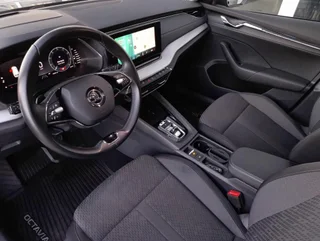 Octavia FIRST ED 2,0 TDI DSG - Image 9