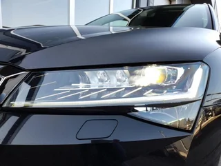 Superb Combi STYLE 156/218 PHEV DSG - Image 18