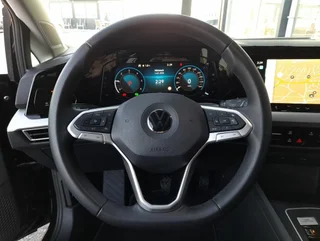 Golf VIII Variant LIFE 2,0 TDI DSG - Image 8