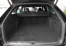 Superb Kombi SPORTLINE 156/218 PHEV DSG - Image 14