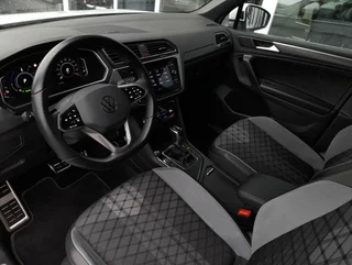 Tiguan R-LINE e-Hybrid DSG - Image 10