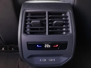 Formentor PHEV 204 DSG - Image 13