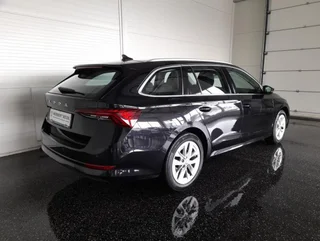 Octavia STYLE 2,0 TDI DSG - Image 2