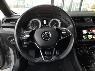 Superb Kombi SPORTLINE PHEV 156/218 DSG - Image 8