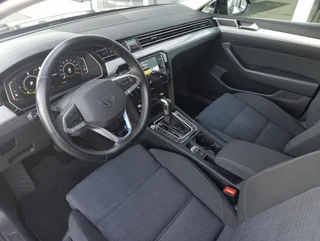 Passat Variant GTE e-Hybrid DSG - Image 9