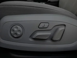 A4 Avant ADVANCED 40 TDI Quattro S-tr - Image 10