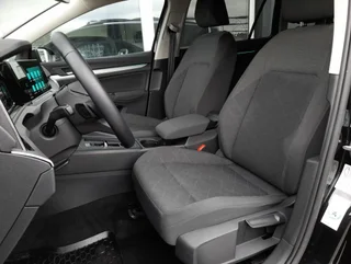 Golf VIII Variant LIFE 2,0 TDI DSG - Image 11